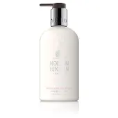 Molton Brown Collection Delicious Rhubarb & Rose delicious rabarber & roosHand Lotion