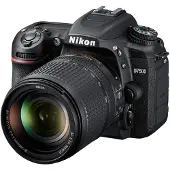 Nikon D7500 + AF-S 18-140mm