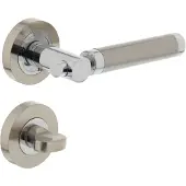 Intersteel Deurkruk Birgit op rozet met toilet-/badkamersluiting - chroom/nikkel mat