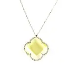 Sophie model Fiori grote klaver collier in zilver grote klaver parelmoer