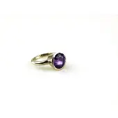 Sophie ring in wit goud gezet met amethist