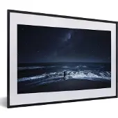PosterMonkey Fotolijst incl. Poster - Zee - Vrouw - Sterren - 60x40 cm - Posterlijst
