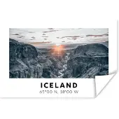 PosterMonkey Poster IJsland - Rivier - Bergen - 120x80 cm