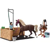 Schleich 42438 Horse Club 42438 Waschplatz mit Emily & Luna Spielfiguren-Set