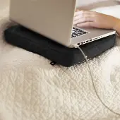 SmartaSaker laptopkussen, laptop kussen, laptop schootkussen, laptop standaard, met siliconen doppen voor warme luchtafvoer - Zwart