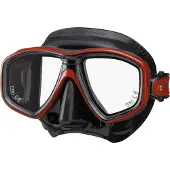 Tusa Freedom Ceos – Duikmasker met twee lenzen, comfortabele pasvorm dicht op het gezicht, Freedom Technology voor comfort en prestaties, hypoallergeen silicone – Zwart/Rood – M-212QB MDR