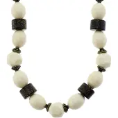 Behave - Ketting met crèmekleurige en bruine kralen - Modeaccessoire voor boho-chic looks