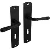 Intersteel Deurkruk Helena op langschild sleutelgat 72mm - mat zwart