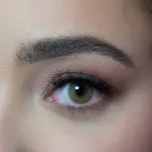 Dezzy's Mel -4.50 - Realistische Kleurlenzen - Groen - Jaarlenzen - Kleurlenzen op sterkte en zonder sterkte - Dekkende/zachte lenzen - Comfortabel voor dagelijks gebruik - Halloween - Cosplay - Party