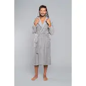 Italian Fashion Mimas Ontdek elegantie en comfort met de luxueuze badjas van , gemaakt van hoogwaardige materialen voor warmte, stijl en duurzaamheid M