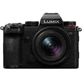 Panasonic LUMIX S5D + 18-40MM 4.5-6.3 BLACK