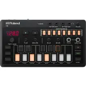 Roland Aira Compact J-6 Chord Synth with Case