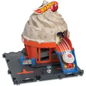 Hot Wheels City Track Set met 1 auto, Track Play die aan andere sets gekoppeld kan worden, IJssalon speelset