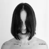Konkurrent Lucrecia Dalt - A Danger To Ourselves (LP)