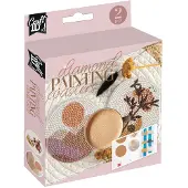 Creative Craft Lab Creatieve hobbygroep die onderzetters maakt met behulp van diamanten schildertechniek