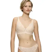 Triumph Wireless bh Amourette Charm | Maat: 80F | Kleur: Creamy Dream