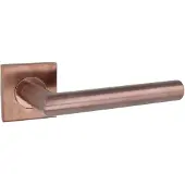 Intersteel deurkruk Q 04 op rozet vierkant verdekt 53x53x6mm - PVD brons