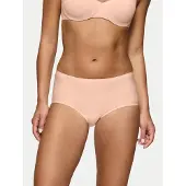 Triumph Hipster Body Make-Up Illusion