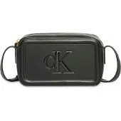 Calvin Klein Schoudertas 'Contrast Monogram Camera' zwart