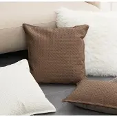NOVÉE Embossed brown | 45 x 45 cm | kussenhoes | pu leder