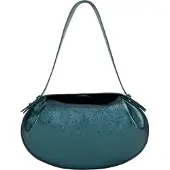 Usha Handtas petrol