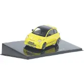 Ixo Models Fiat 500e Abarth 2024 Geel Modelauto 1/43