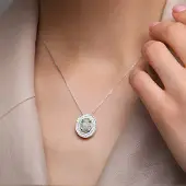 Cavill - Zilveren Hanger - 925 Sterling Zilver met 0,89 ct Ovale Labradoriet uit Madagaskar & 0,368 ct Zirkonen Pavé - Elegant Sieraad Dames 14x12 mm