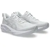 Asics Loopschoen 'NOVABLAST 5' wit / parelwit