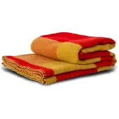 By On Embrace plaid 130x200 cm Rood-geel