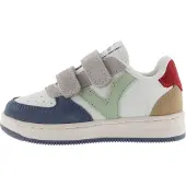 Victoria Lage Sneakers SIEMPRE kind 33