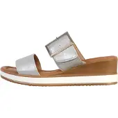 The Divine Factory Slippers met plateauzool, om gewoon aan te trekken