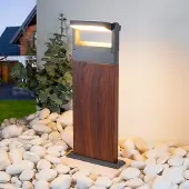 LumenXL Staande buitenlamp met kantelbare spot Jidde - houtoptiek