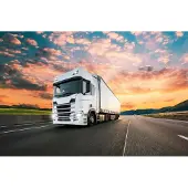 Karo-art Fotobehang Vrachtwagen Met Een Prachtige Lucht - Vliesbehang - 460 x 300 cm