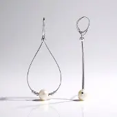 Cavill - Zilveren oorbellen - 925 Sterling Zilver - Witte Zoetwaterkweekparels 8mm - Luxe, Elegante Oorbellen met Druppelvorm & Fancy Slijpsel