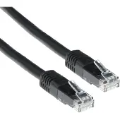 ACT Zwarte 7 meter LSZH U/UTP CAT6A patchkabel met RJ45 connectoren