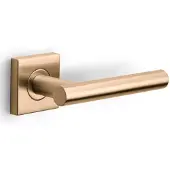 Formani Basics LB7-19BSQ deurkruk geveerd op vierkant rozet - PVD licht brons