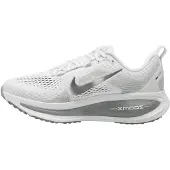 Nike Loopschoen 'Vomero 18' grijs / lichtgrijs / offwhite