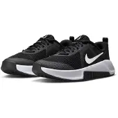 Nike Sportschoen 'MC Trainer 3' zwart / wit