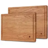 SOPHIOR Snijplankenset Kersenhout - met Sapgeul en handgrepen - 35x25x2,5 & 42x30x2,5cm
