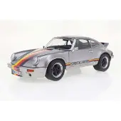 Solido Porsche 911 RSR Kremer 1973 silber 1:18 Auto