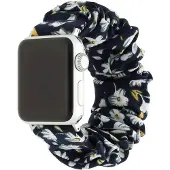 123Watches bandje Savara - scrunchie - nylon - donker blauw bloemen - 44 · 45 · 46 & 49 mm · S/M - Geschikt voor Apple Watch series 1/2/3/4/5/6/7/8/9/10/11/12/SE/SE2/SE3/Ultra/Ultra 2/Ultra 3/Ultra 4
