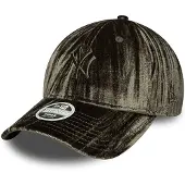 New Era Velour 9twenty New York Yankees Pet