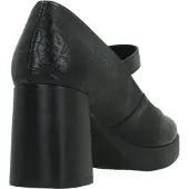 Carmela 16430401 Hakken