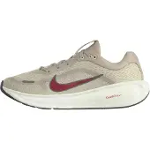 Nike Stellar Ride HQ3266 Hardloopschoenen | Maat 39 Jongens Beige