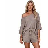 Imily Bela Dames Off Shoulder Lounge Set met Top en Shorts
