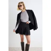Trendyol TRENDYOLMİLLA Dames Zwart Effen Kort / Mini A-lijn Rokken