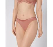 Triumph Aura Spotlight high leg string met kant