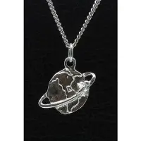 MOOYE ® - Collectie Zilveren De wereld rond met vliegtuig ketting hanger