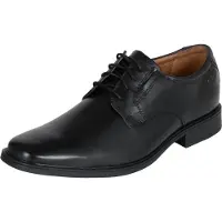 Clarks Tilden Plain Schoenen