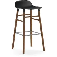 Normann Copenhagen Form Chair barkruk walnoothouten poten zwart